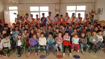 校團(tuán)委積極組織開(kāi)展志愿服務(wù)活動(dòng)并成功舉辦文藝表演